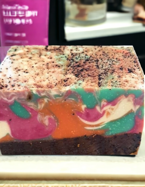 Load image into Gallery viewer, La Marilyn Soap Bar - 5 SOAPS IN 1 -  AYURVEDIC BLACK SOAP, TOMATO SOAP, CARROT SOAP, ALOE &amp; CUCUMBER, COCOA BUTTER
